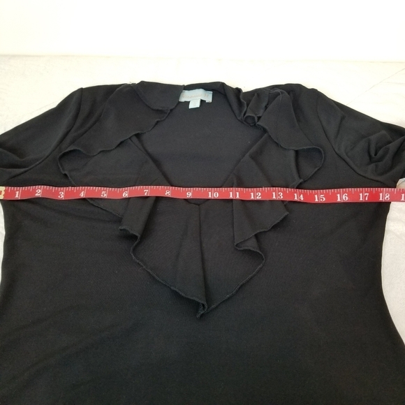 Veronica M vintage stretch black top with v-neck collar ruffle whimsigoth edgy M - Picture 9 of 10